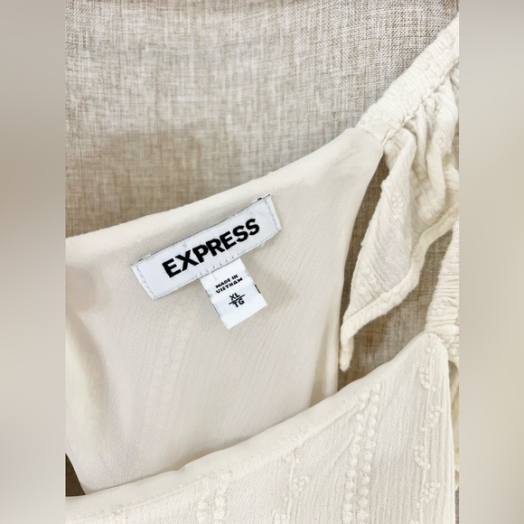 Express textured tie back top - Picture 4 of 6